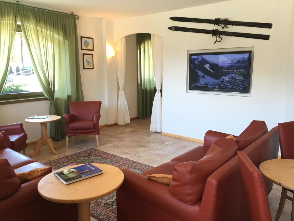Rta Torre Del Brenta Lejlighedshotel Madonna Eksteriør billede